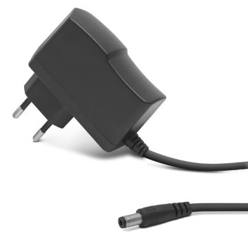   Univerzális tápegység, 230V AC -> 12V DC, 500mA, 5.5x2.1mm DC dugóval