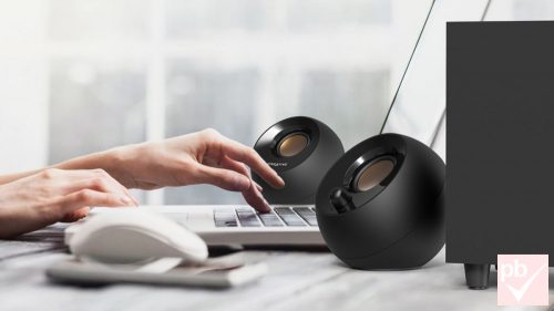 Creative Pebble Plus fekete 2.1 hangfalszett