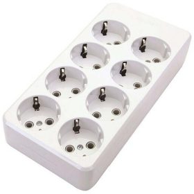   Hálózati elosztó, 8db földelt aljzat, fehér, gyermekvédelem nélkül
